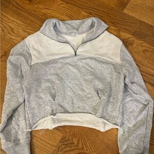 Gray Quarter-Zip Women's Top (M)